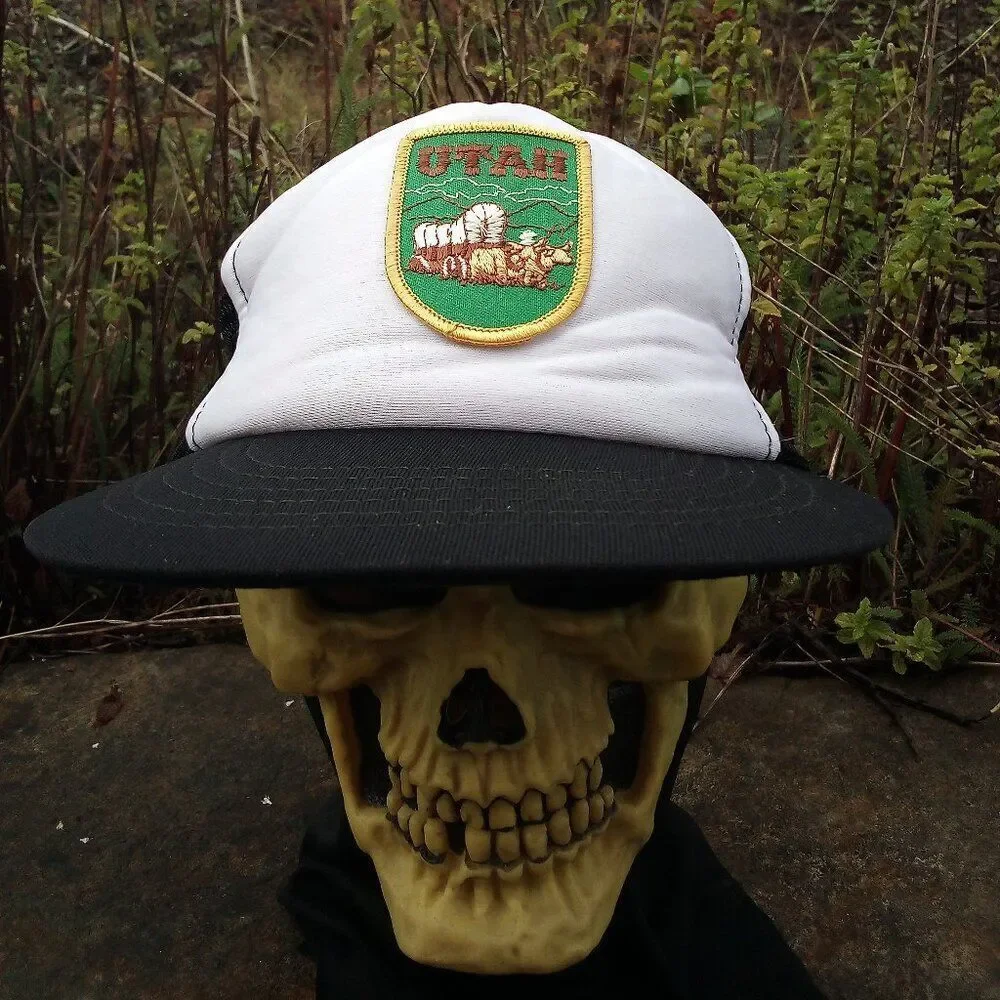 Vintage Utah Covered Wagon Patch Snap Trucker Hat Cap